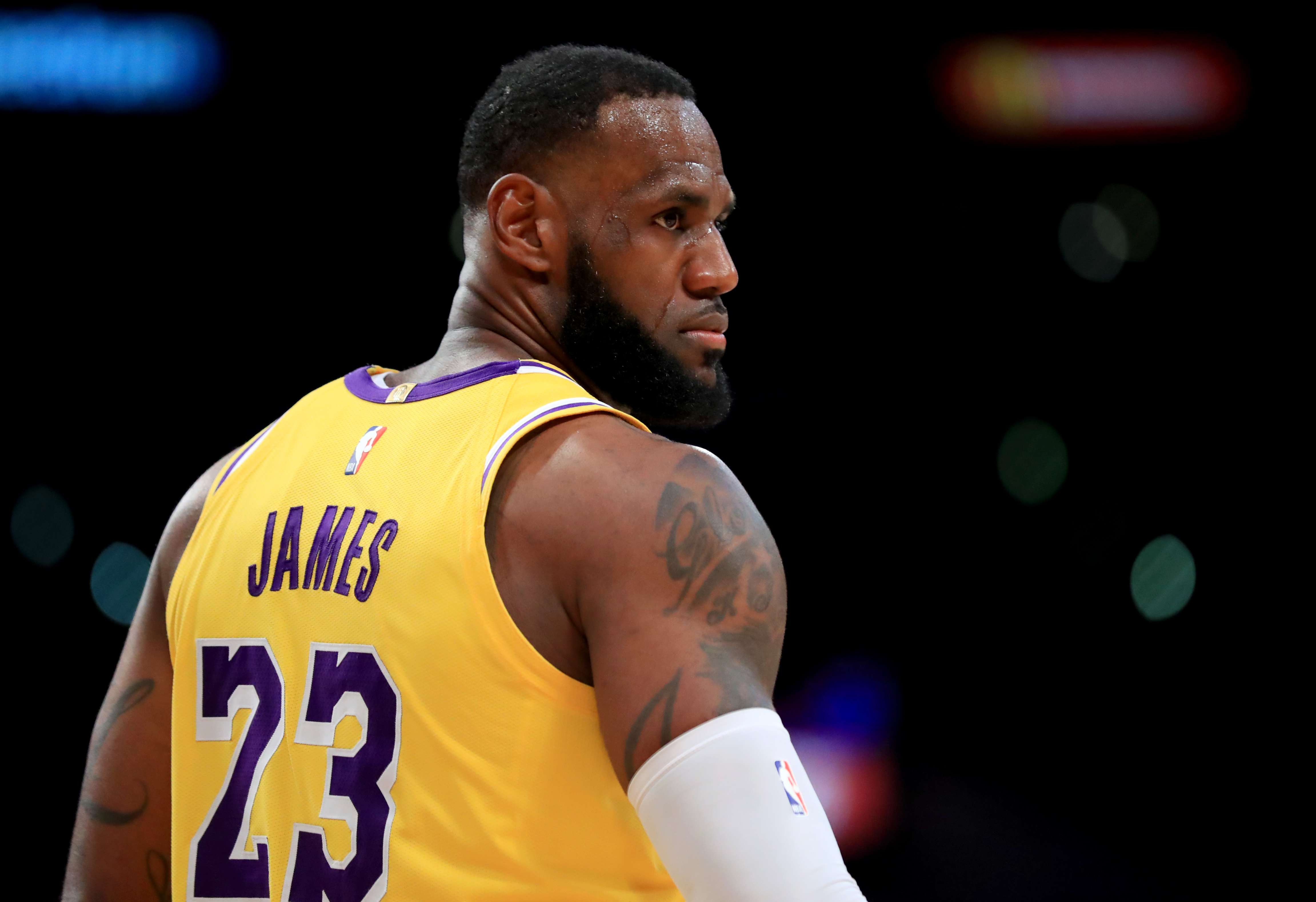 阿德巴约总分升至队史得分榜第三，紧追莫宁仰望韦德