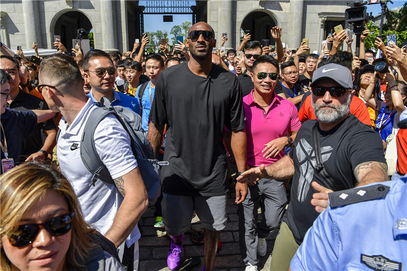 2014 投手新高：克莱顿·克萧单季 1.77 ERA，包揽国联赛扬奖与 MVP