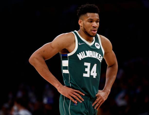 新疆男篮启用年轻阵容