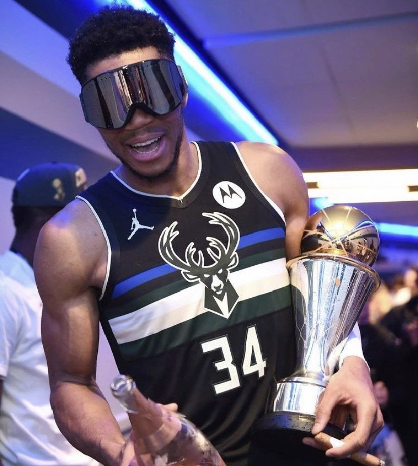 科尔：库里恢复进展顺利，有望按计划在下周对阵森林狼时复出