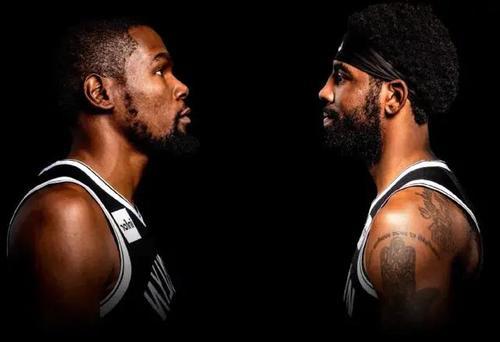 《燕云十六声》国外玩家捏出迈克尔·杰克逊和海绵宝宝